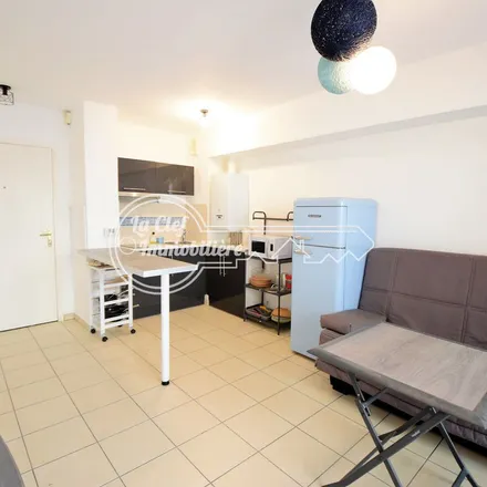 Image 2 - Les Grillons, Rue de la Fontaine de la Ville, 06300 Nice, France - Apartment for rent