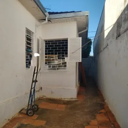 Buy this 3 bed house on Rua Professor André Mário Gonçalves in Vila Aurora, São José do Rio Preto - SP