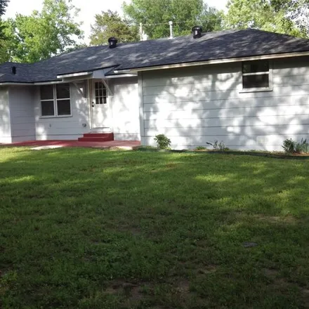 Image 5 - 212 Cheek Street, Mineola, TX 75773, USA - House for rent