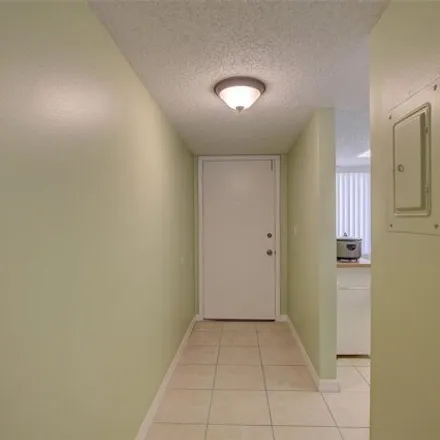 Image 7 - 121 Mary Drive, Pinellas County, FL 34677, USA - Condo for sale