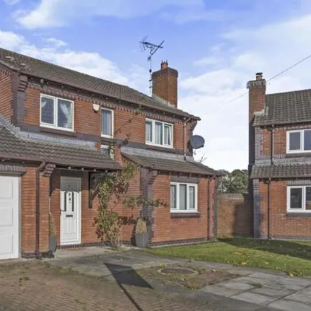 Buy this 3 bed house on Clendinning Avenue in Portadown, BT62 3WH