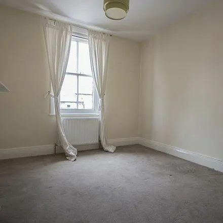 Image 2 - 26 Oakfield Terrace, Newcastle upon Tyne, NE3 4XN, United Kingdom - Apartment for rent