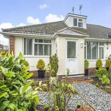 Buy this 3 bed house on 82 Wharf Road in Wroughton, SN4 9LJ