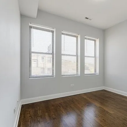Image 9 - 7526-7530 North Seeley Avenue, Chicago, IL 60645, USA - Apartment for rent