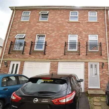 Rent this 3 bed townhouse on 2 The Courtyard in Horbury, WF2 8WF