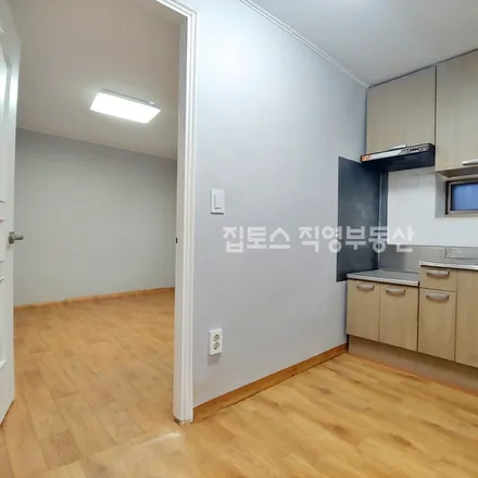 Rent this studio apartment on 서울특별시 도봉구 창동 657-110