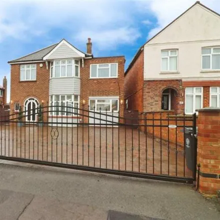 Buy this 4 bed house on Festive Delights in Wellingborough Road, Rushden