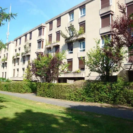 Rent this 5 bed apartment on Bolligenstrasse in 3006 Bern, Switzerland