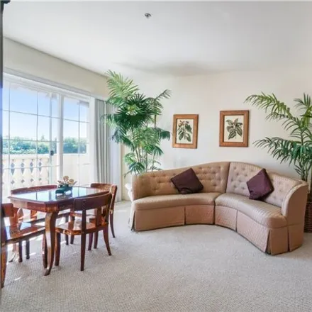 Image 7 - 14381 Burbank Boulevard, Los Angeles, CA 91401, USA - Condo for sale