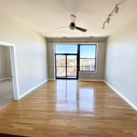 Image 3 - 1 S Leavitt St Unit 402, Chicago, Illinois, 60612 - Condo for rent