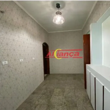 Rent this 3 bed house on Rua Marret in Centro, Guarulhos - SP