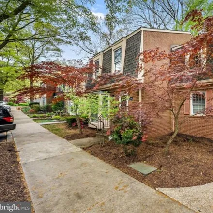 Image 3 - 1657 Angus Court, Crofton, MD 21114, USA - Townhouse for sale