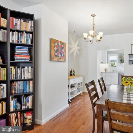 Image 3 - 1722 Latona Street, Philadelphia, PA 19146, USA - Townhouse for sale