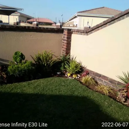 Image 5 - Farrar Street, Comet, Boksburg, 1460, South Africa - Townhouse for rent