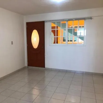 Rent this 2 bed apartment on Calle Ignacio López Rayón in 50290 San Pablo Autopan, MEX