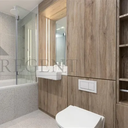 Image 7 - Adelina Grove, London, E1 3AE, United Kingdom - Apartment for rent