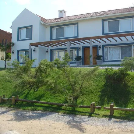 Buy this studio house on Cuidad de Santander 1736 in 20000 La Barra, Uruguay