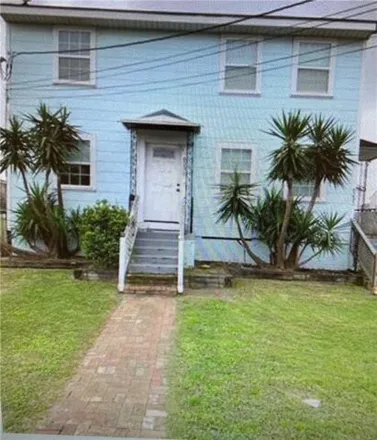 Rent this 2 bed house on 6232 Wadsworth Drive in New Orleans, LA 70122