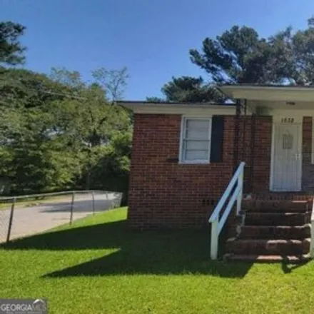 Buy this 2 bed house on 3192 Saint Claire Street in Macon, GA 31204