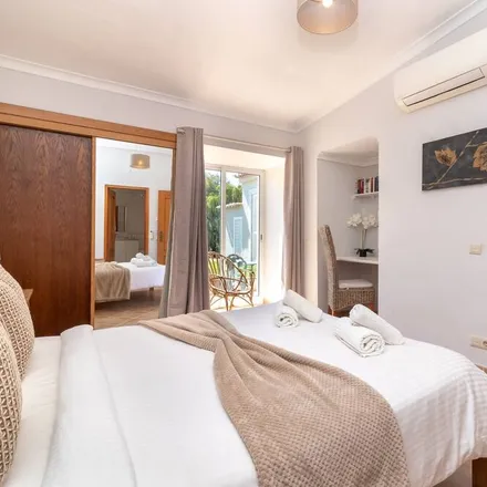 Rent this 5 bed house on 8400-562 Distrito de Évora