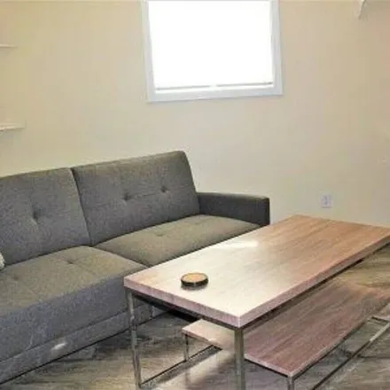Rent this 1 bed apartment on Kalamazoo