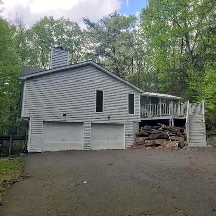 Buy this 3 bed house on 30 North Mountain Road in Canton, CT 06019