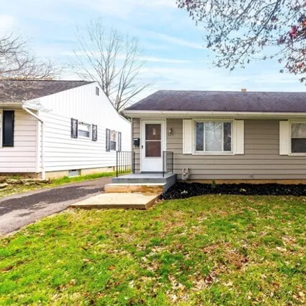 Buy this 3 bed house on 119 Rosslyn Avenue in Columbus, OH 43214