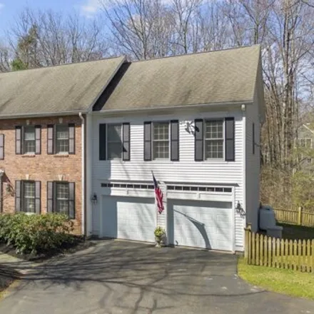 Buy this 5 bed house on 47 Stagecoach Road in Avon, CT 06001