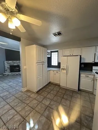 Image 7 - 7984 Hackberry Drive, Paradise, NV 89123, USA - House for rent