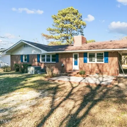 Buy this 3 bed house on 392 Pelham Street in Selma, Johnston County