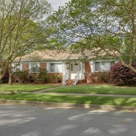 Buy this 3 bed house on 6331 Tappahannock Drive in Roland Park, Norfolk