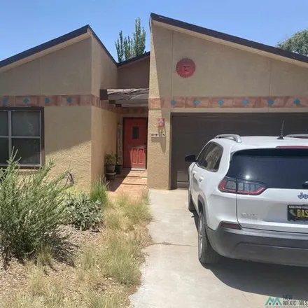 Buy this 3 bed house on 815 Firestone Ct in Carlsbad, New Mexico