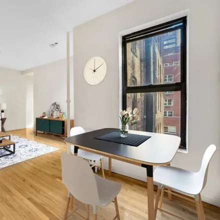 Rent this 3 bed apartment on 226 East 53rd Street in New York, NY 10022