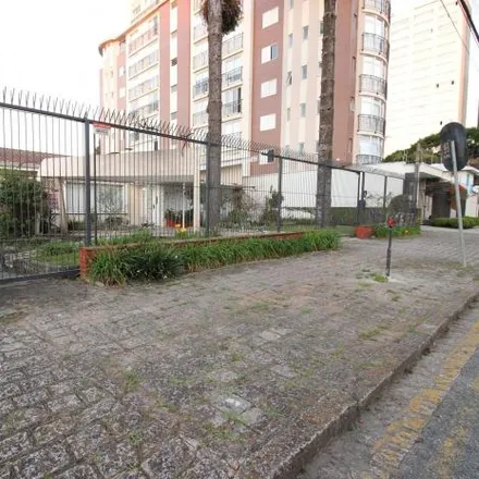 Image 2 - Rua Professora Ephigênia do Rego Barros 83, Mercês, Curitiba - PR, 80410-020, Brazil - House for rent