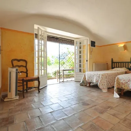 Rent this 4 bed house on 06570 Saint-Paul-de-Vence