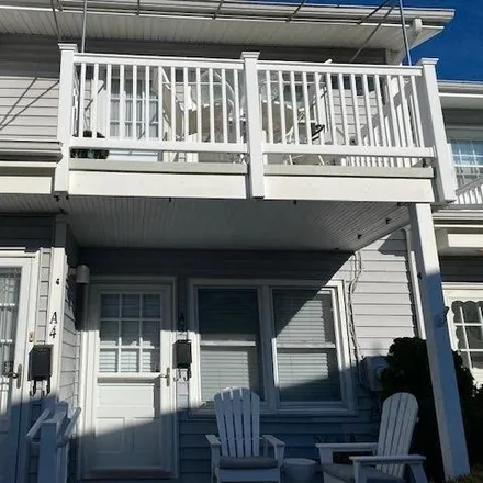 Rent this 1 bed condo on 449 Bayfront Street in Ocean City, NJ 08226