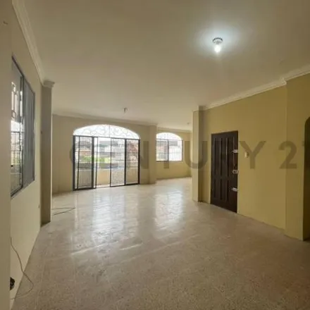 Rent this 2 bed apartment on Garzota Inn in Herradura 3a, 090513