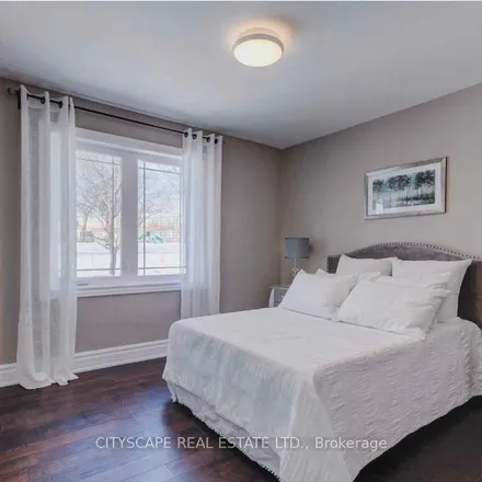 Image 3 - 63 Farmbrook Road, Toronto, ON M1J 2V6, Canada - Apartment for rent