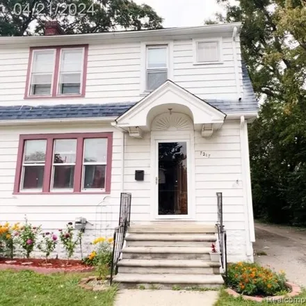 Buy this 3 bed house on Lawrence Street in Center Line, Macomb County