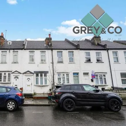 Rent this 3 bed townhouse on 18 Myrtle Road in London, TW3 1QD