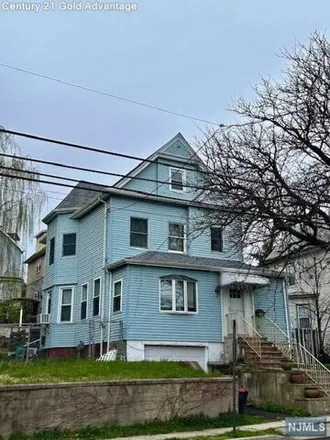 Rent this 3 bed house on Saint Joseph's Parochial School in Hackensack Street, East Rutherford