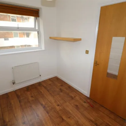 Image 5 - 60 Maltby Street, London, SE1 3DW, United Kingdom - Apartment for rent