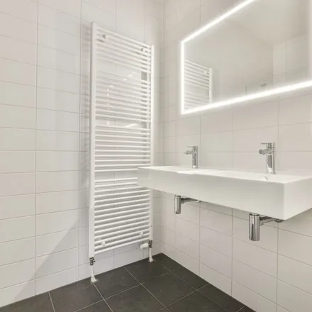 Rent this 3 bed apartment on Steltloper in Scheepsjongenplein, 1019 BB Amsterdam