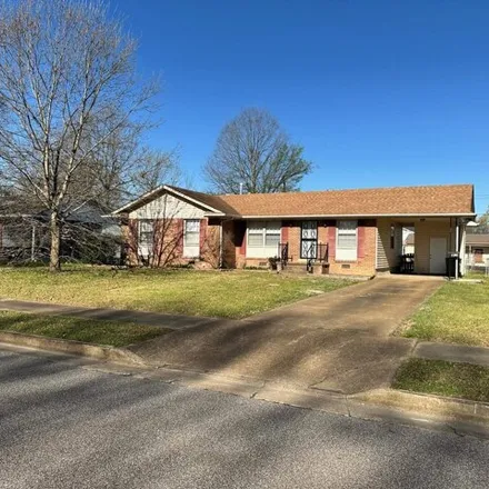 Buy this 3 bed house on 7267 Sheila Street in Millington, TN 38053