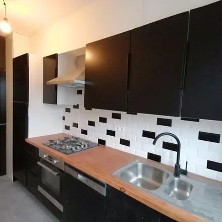 Rent this 2 bed apartment on Rue Rogier 77 in 5000 Namur, Belgium