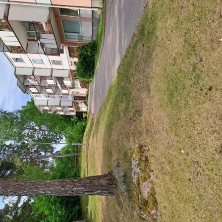 Rent this 1 bed apartment on Skogsvägen in 645 34 Strängnäs, Sweden