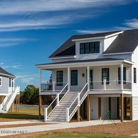 Image 2 - 35 Rigging Loop, Minnesott Beach, Pamlico County, NC 28510, USA - House for sale