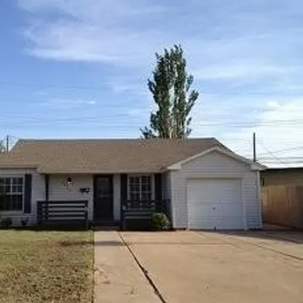 Rent this 3 bed house on Indiana Gardens Barber Shop in 34th Street, Lubbock
