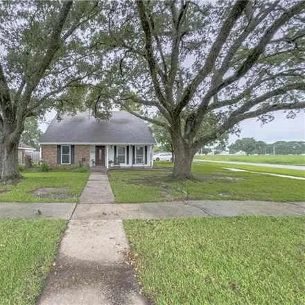 Buy this 4 bed house on 100 Presbytere Pkwy in Lafayette, Louisiana