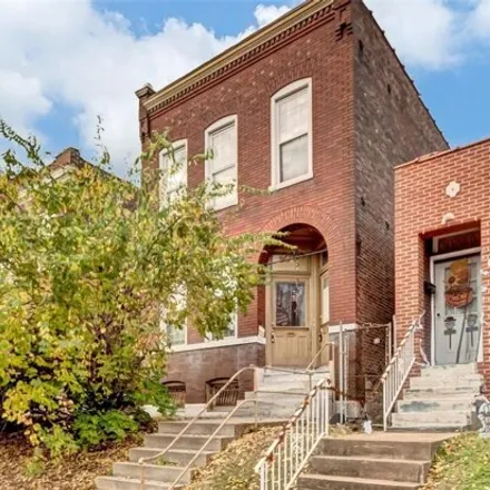 Image 1 - 3447 Tennessee Avenue, St. Louis, MO 63118, USA - House for sale